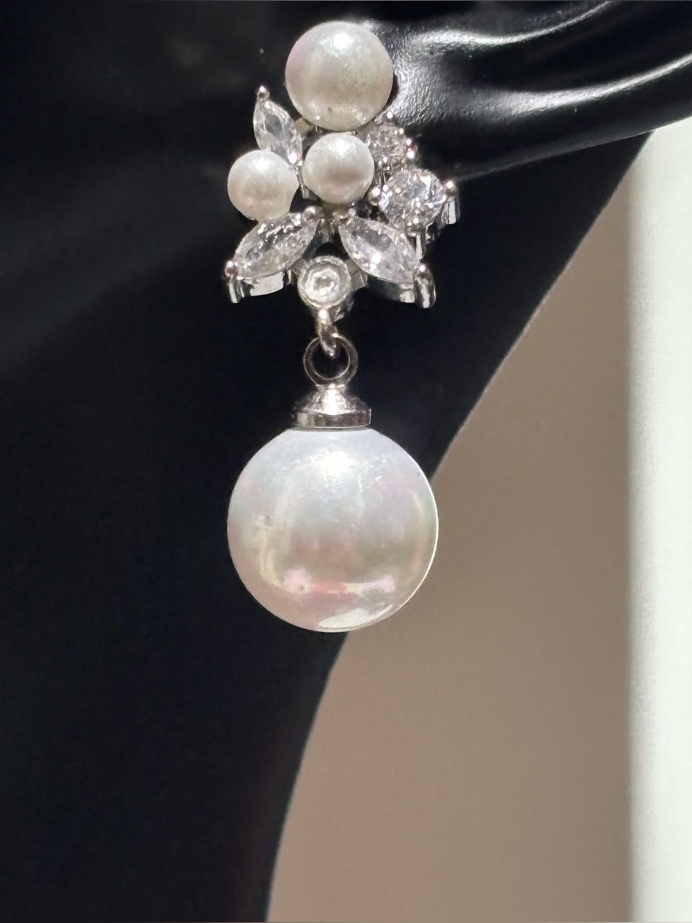 UILZ CHIC & BEAUTY Faux Pearl & Rhinestone Drop Bridal Earrings New in Box (L2)